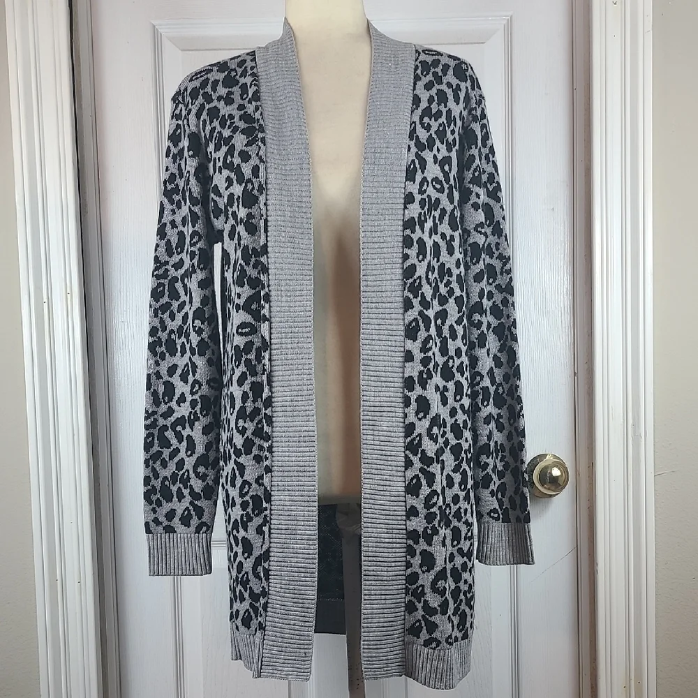 Nine West Animal Print Cardigan - Picture 1 of 11